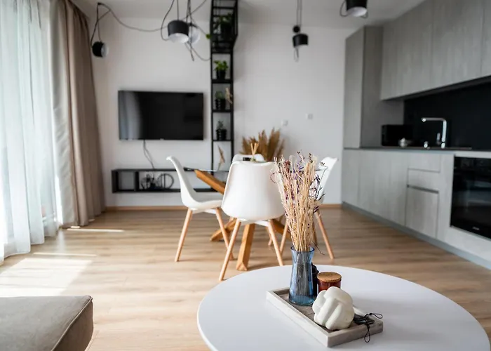 Queen's Garden Apartament *