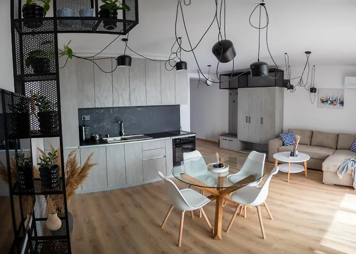 Queen's Garden * Balcic