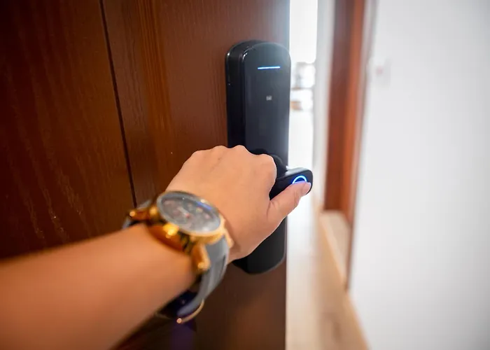 Queen's Garden Apartament