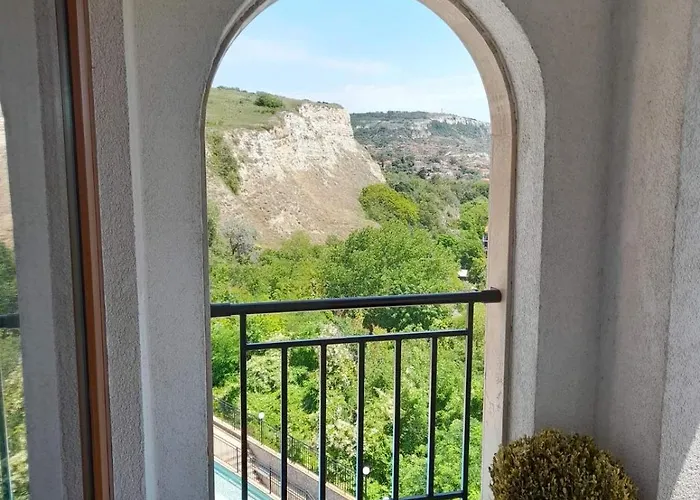 Queen's Garden Balcic