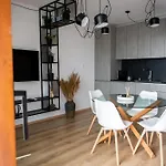 Apartment Queen's Garden Balchik