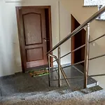 Apartment Queen's Garden Balchik