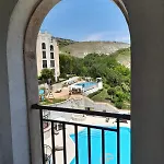 Apartment Queen's Garden