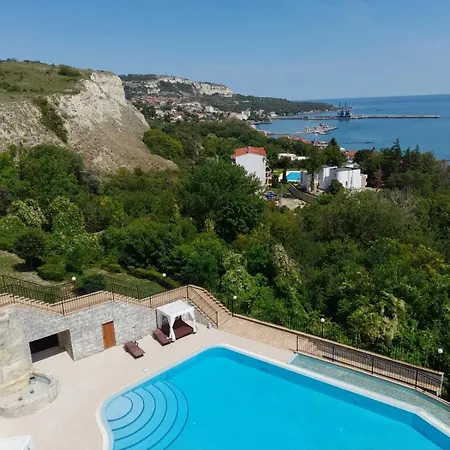 Apartamento Queen's Garden Balchik