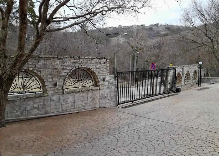 Апартаменты Queen's Garden *